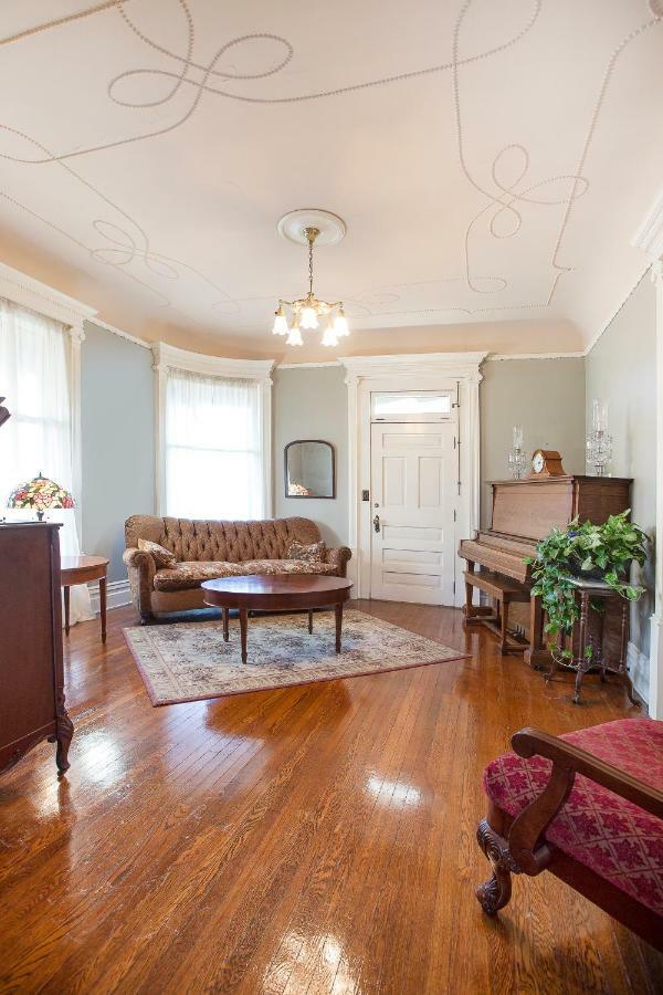 Market Street Inn Wooster Ngoại thất bức ảnh